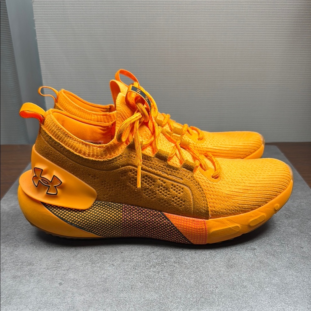 Under Armour - Phantom - Orange - Athletic Shoes Performance Knit